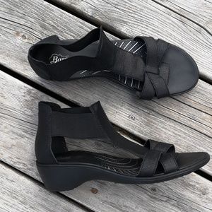 Bass leather sandals